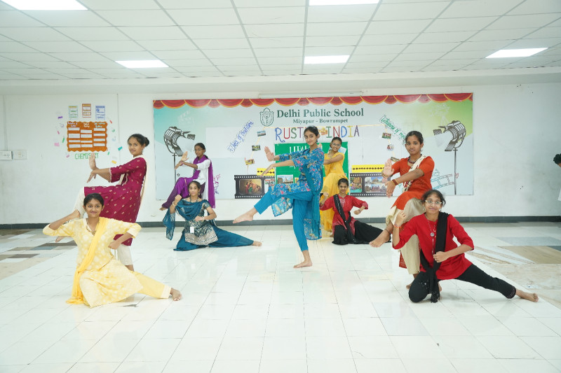 Grade 8C and 8D : Rustic India-Lepakshi