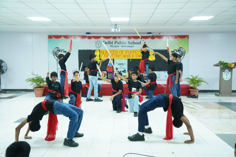 Grades 6C and 6D : Puppetry in Education